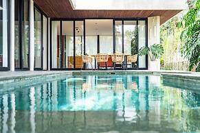 Happiness Villa 7 – Luxe Living Amid Rice Fields & Tranquility