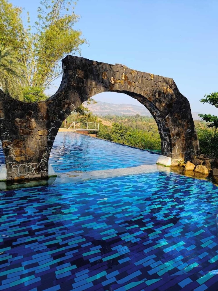 Kondan The Retreat
