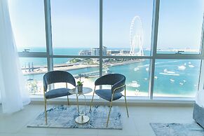HAPPY SEASON I Al Bateen Residences