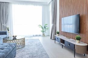 HAPPY SEASON I Al Bateen Residences