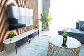 HAPPY SEASON I Al Bateen Residences