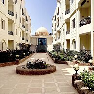 Palm Beach Piazza Beachfront Lovely Apartment