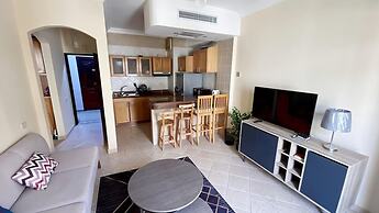 Palm Beach Piazza Beachfront Lovely Apartment