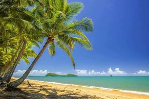 Palm Cove Studio Apartments