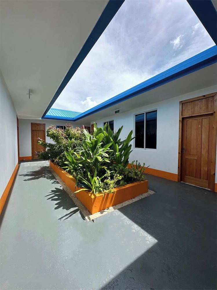 The Happiness Sun Suites