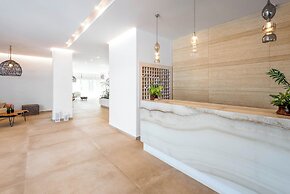 Elvita Beach Hotel