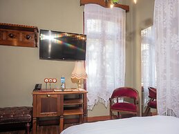 Vila Ebel Hotel Pool & Spa