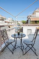Neos Kosmos Gem w Acropolis View Balcony