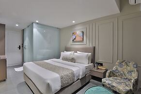 Hotel The Grand Suites