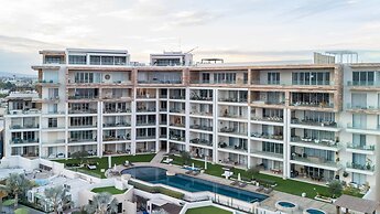 Live Aqua Private Residences La Paz