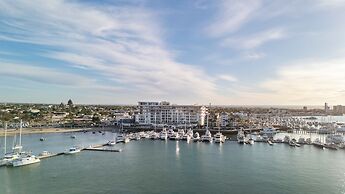 Live Aqua Private Residences La Paz