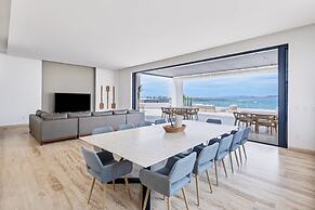 Live Aqua Private Residences La Paz