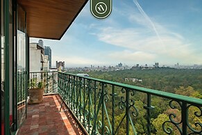 Campos Eliseos 75 PH