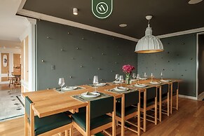 Campos Eliseos 75 PH