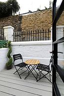 Brighton Courtyard boutique