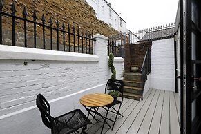 Brighton Courtyard boutique