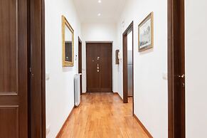 Elegant Salandra Suite