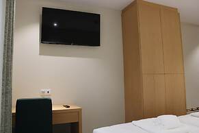 Oporto Station Hostel & Rooms