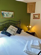 Highland Rooms - Room Only No Breakfast