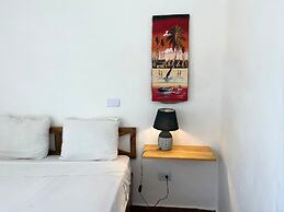 Altea Tropical Inn