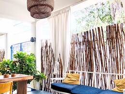Altea Tropical Inn