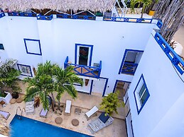Altea Tropical Inn
