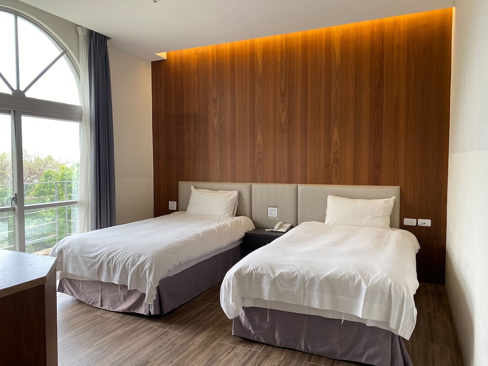 Huilan Edu Hotel
