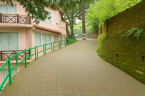 Cedar Woods - A Boutique Resort