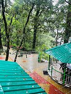 Cedar Woods - A Boutique Resort