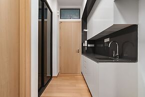 NaiBnB @ The Colony by Infinitum