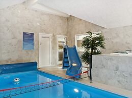 5 Star Holiday Home in Dronningmolle