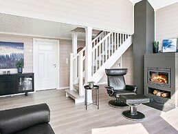 8 Person Holiday Home in Valldal