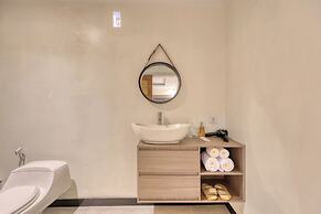 Kelingking Parama Resort