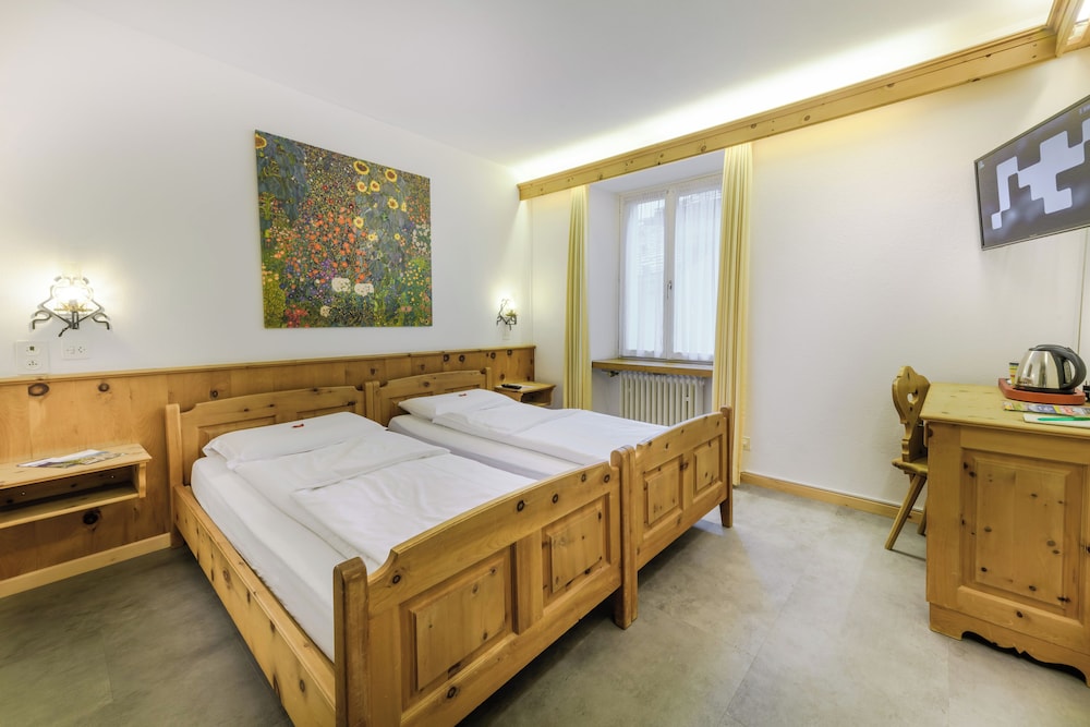 POSCHIAVO Suisse Hotel