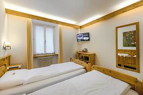 POSCHIAVO Suisse Hotel