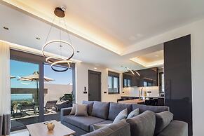 Four Horizons Luxury Villas
