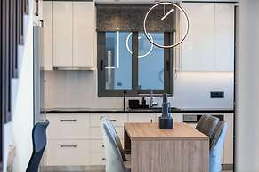 Four Horizons Luxury Villas