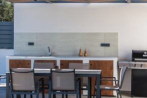 Four Horizons Luxury Villas