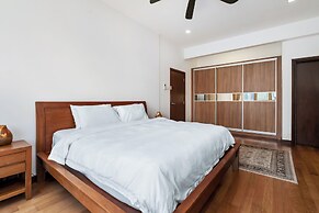 NaiBnB @ Regalia Residence