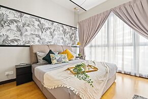 NaiBnB @ Regalia Residence