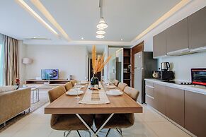 NaiBnB @ Regalia Residence