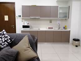 NaiBnB @ Regalia Residence
