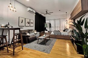 NaiBnB @ Regalia Residence
