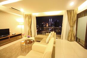 NaiBnB @ Regalia Residence