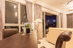 NaiBnB @ Regalia Residence