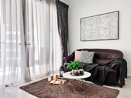 NaiBnB @ Regalia Residence
