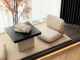 NaiBnB @ Regalia Residence