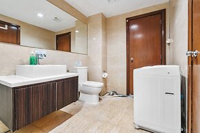 NaiBnB @ Regalia Residence