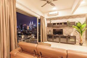 NaiBnB @ Regalia Residence