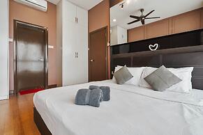 NaiBnB @ Regalia Residence
